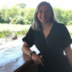 Meet your Posher, Maxine